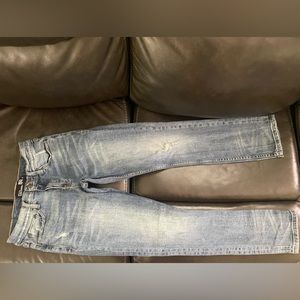 Men’s slim straight jeans